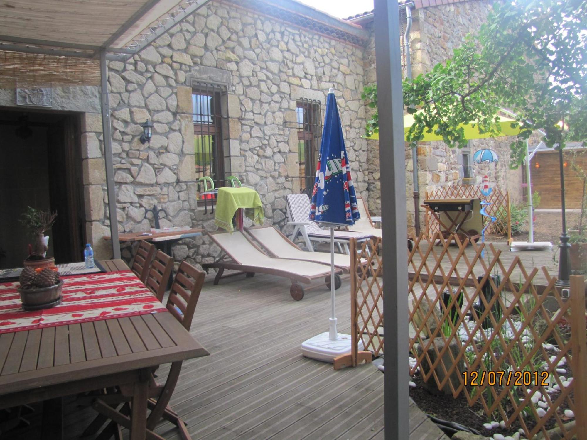 Saint-Rémy-de-Chargnat Chateau Des Aiguilles מראה חיצוני תמונה